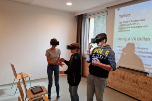 Eine Reise durch die virtuelle Realität mit VR-Brillen